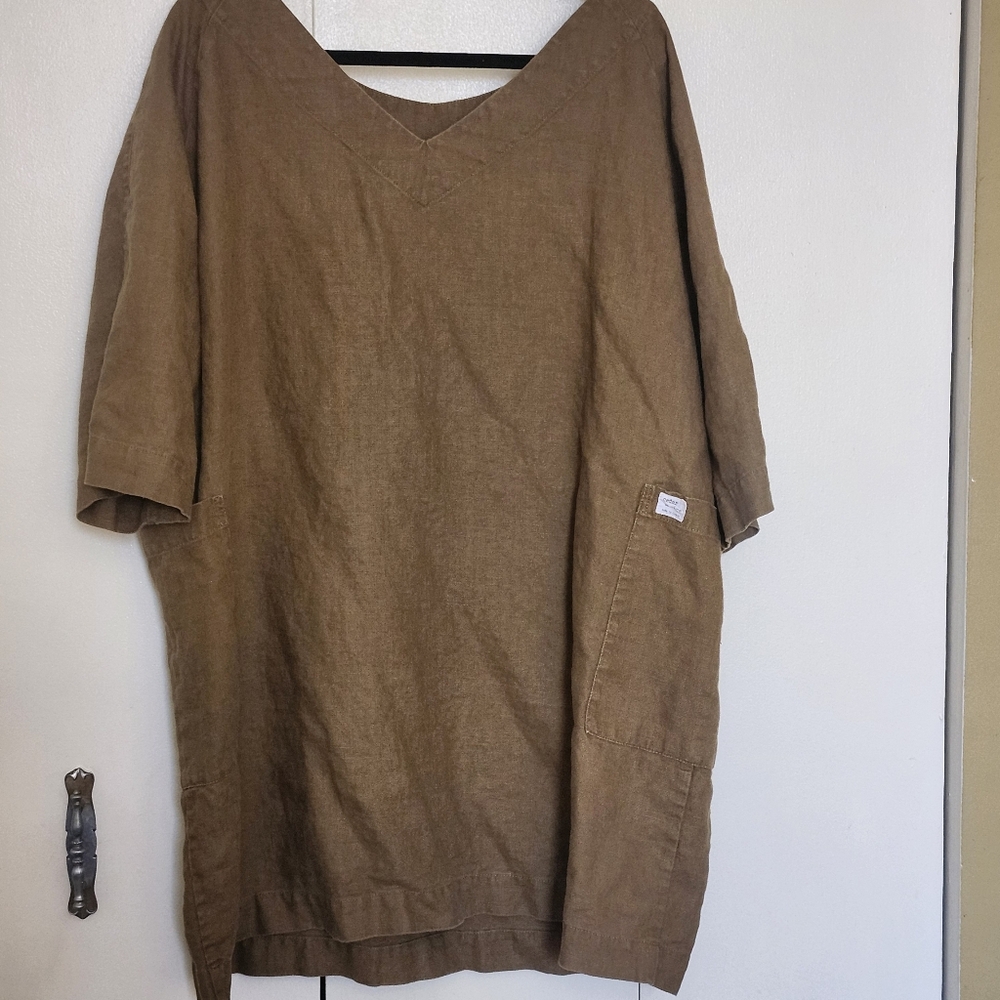 Cedar and Vine linen 2 way tunic